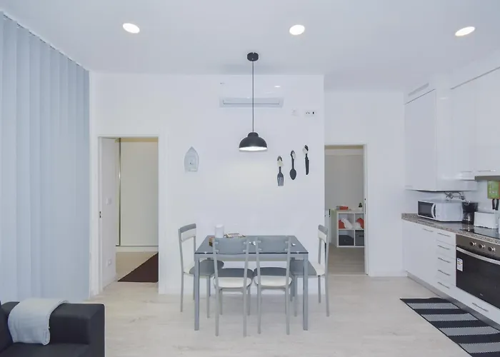 Near The Beach Apartments
